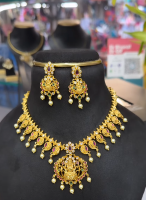 Necklace set