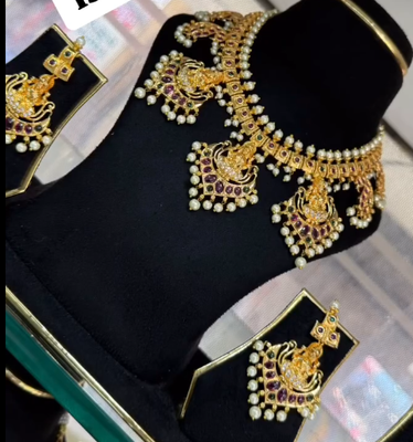 Necklace set