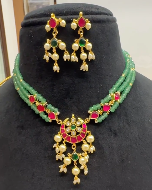 Green beads choker set