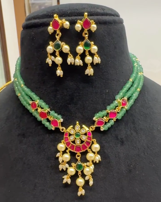 Green beads choker set