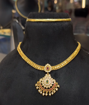 Jigini chain with locket