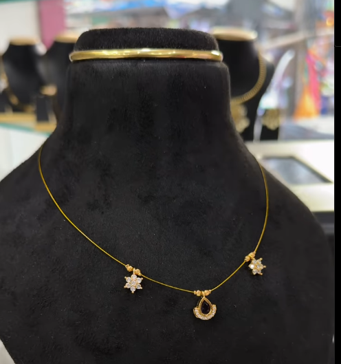 Invisible chain with star drops