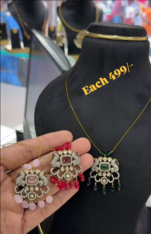 Invisible chain with locket