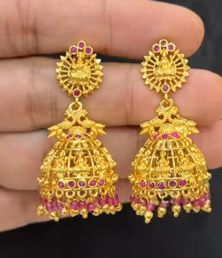 Lakshmi devi jhumkaas