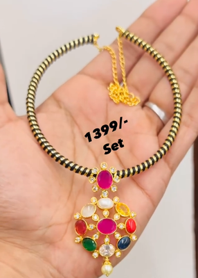 Flexible Hasli with gold replica