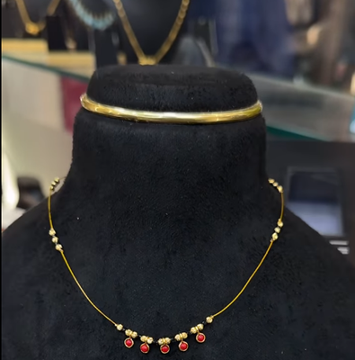 Invisible chain with drops