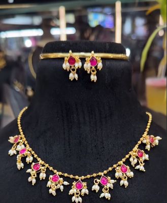 *17 inches chain