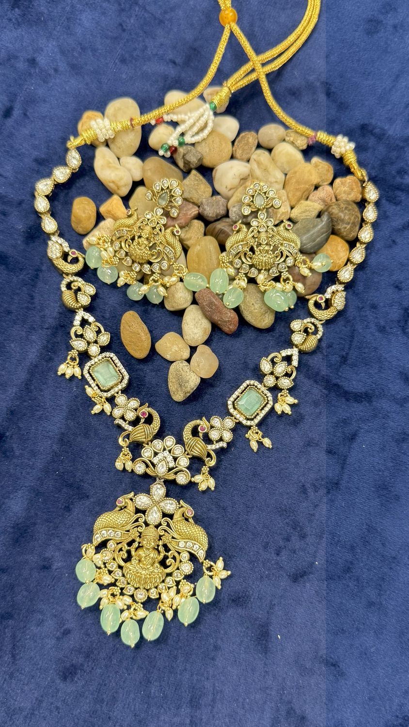 Victorian Neckset
