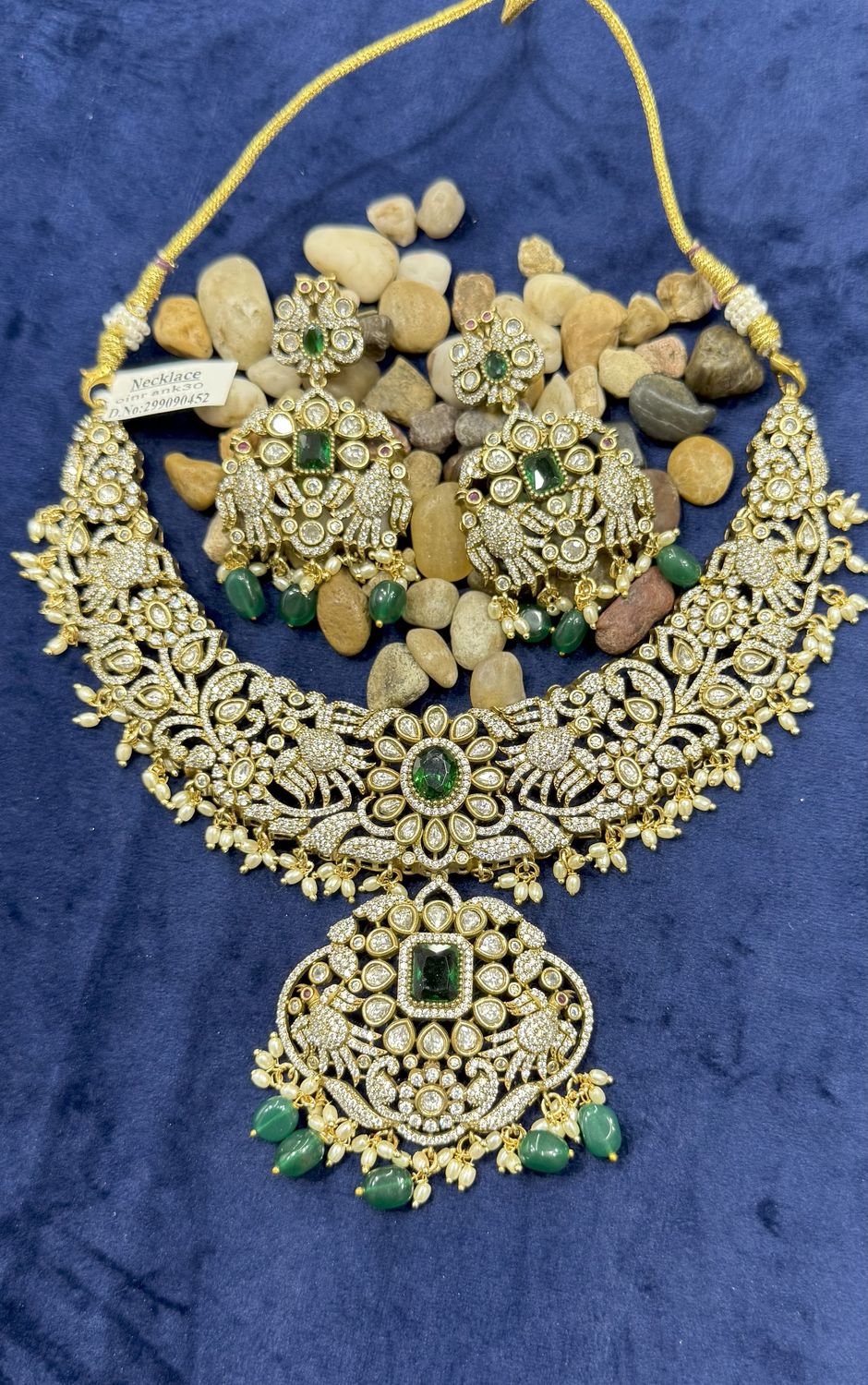 Victorian Neckset