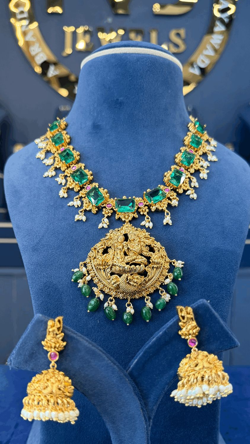 Nakshi Necksets