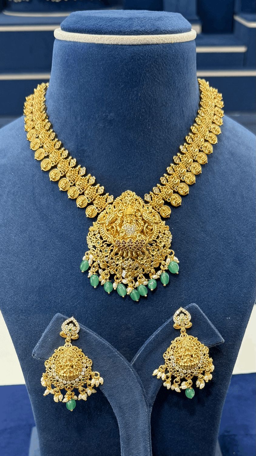Nakshi Necksets