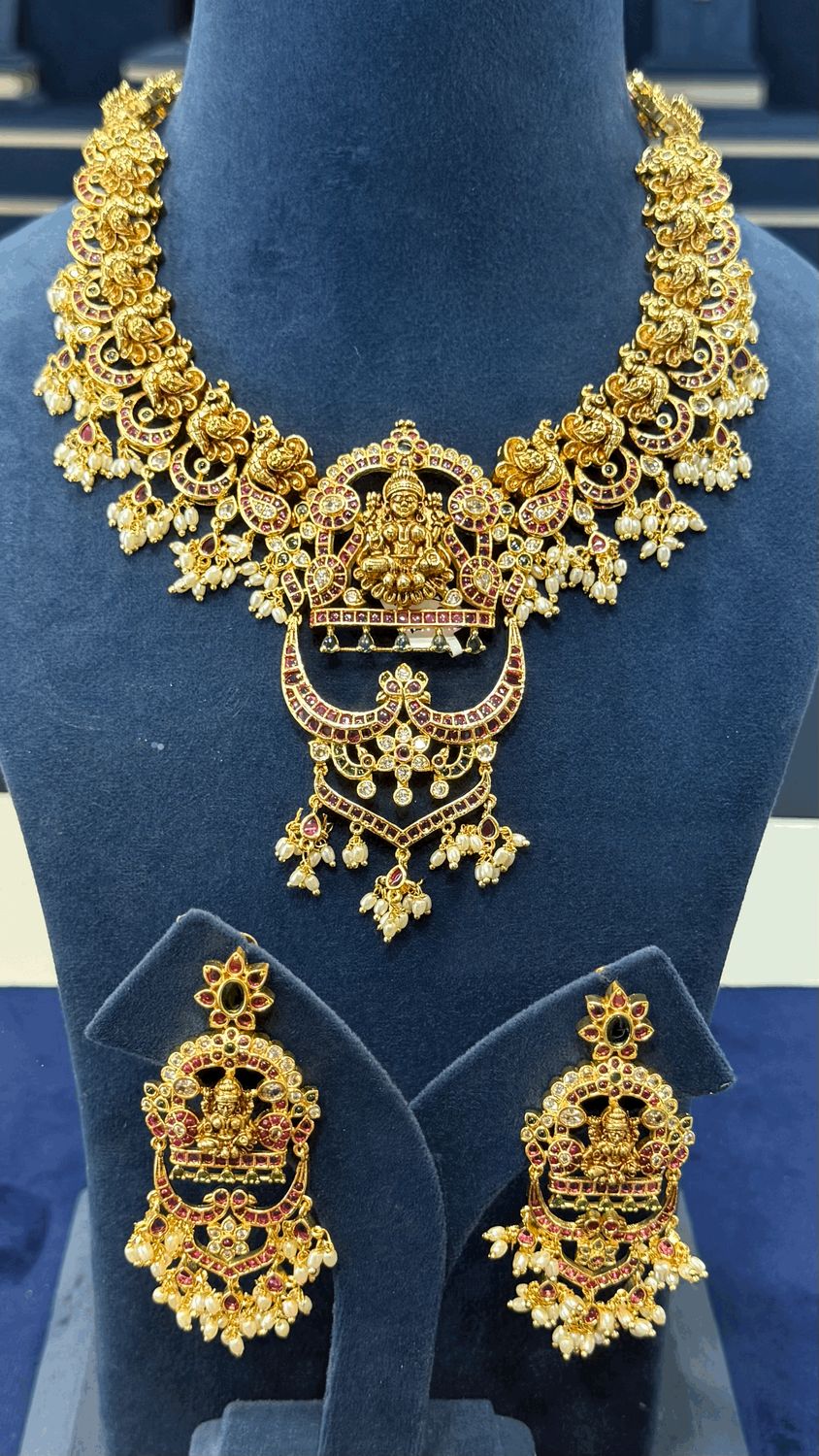 Nakshi Necksets