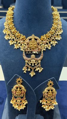 Nakshi Necksets