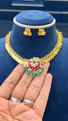 Kasu Necklace With Jadau Locket