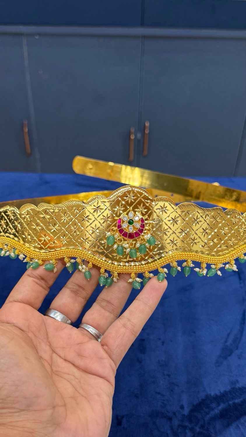 Cute Chand Jadau Locket Vaddanam