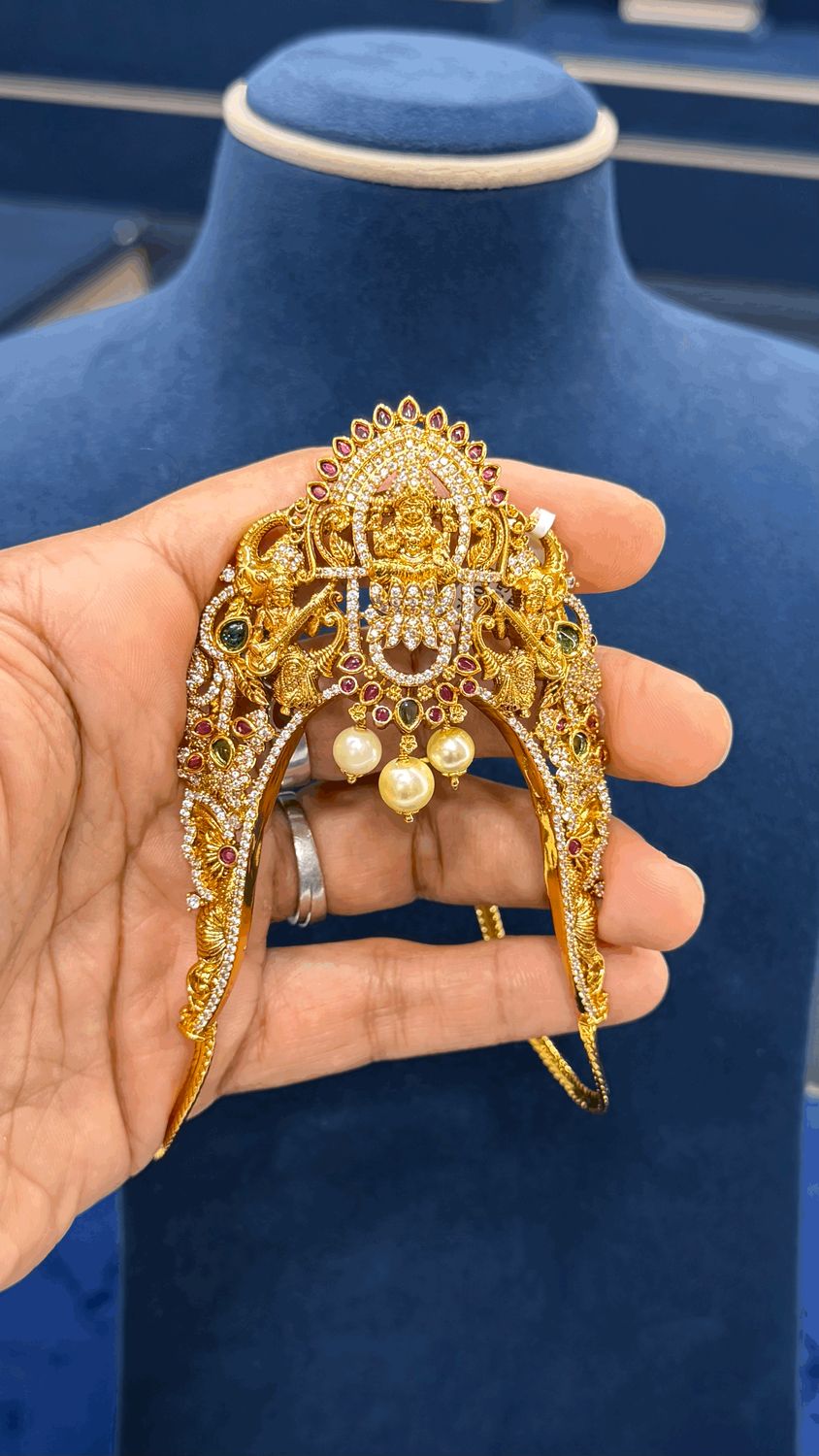 Vanky (single pc) Vanky (single pc)