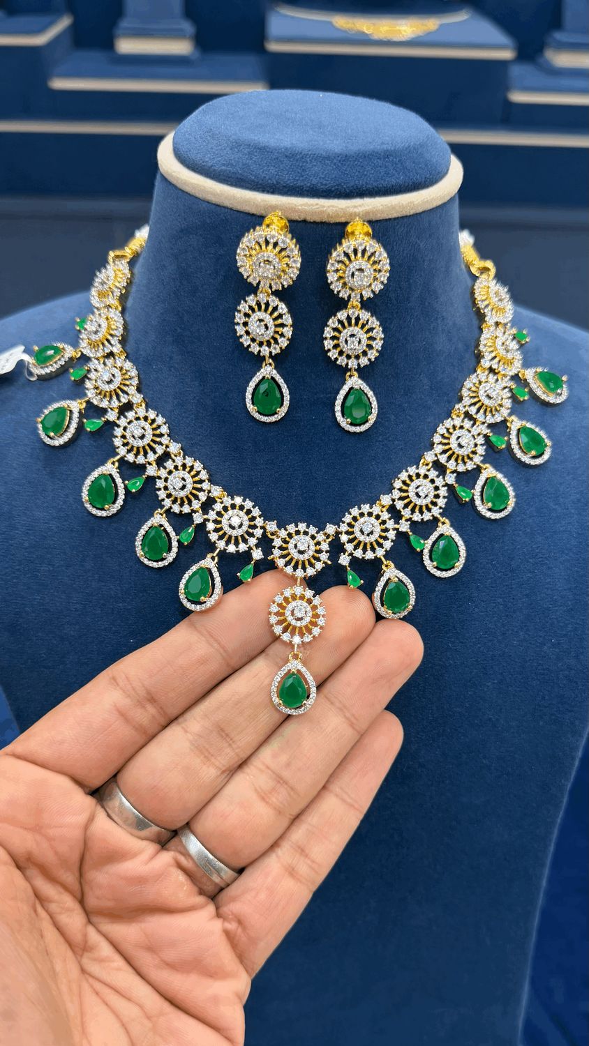 GJ Necksets GJ Necksets