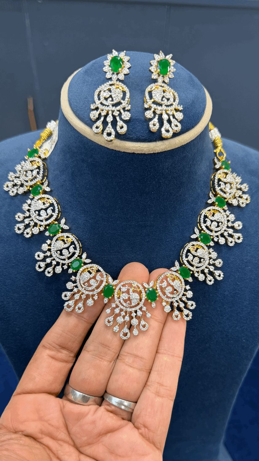 GJ Necksets GJ Necksets