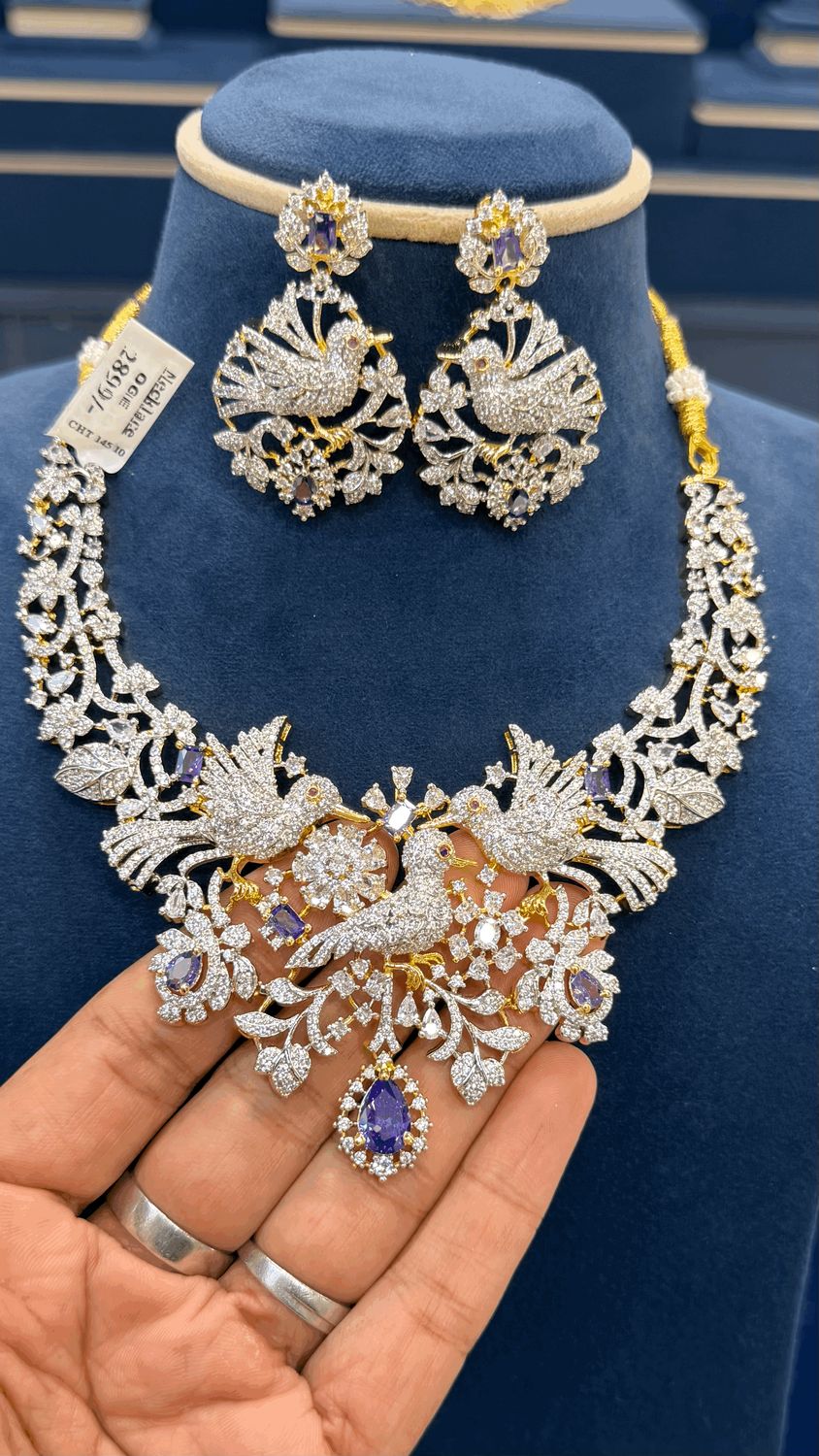 GJ Necksets GJ Necksets