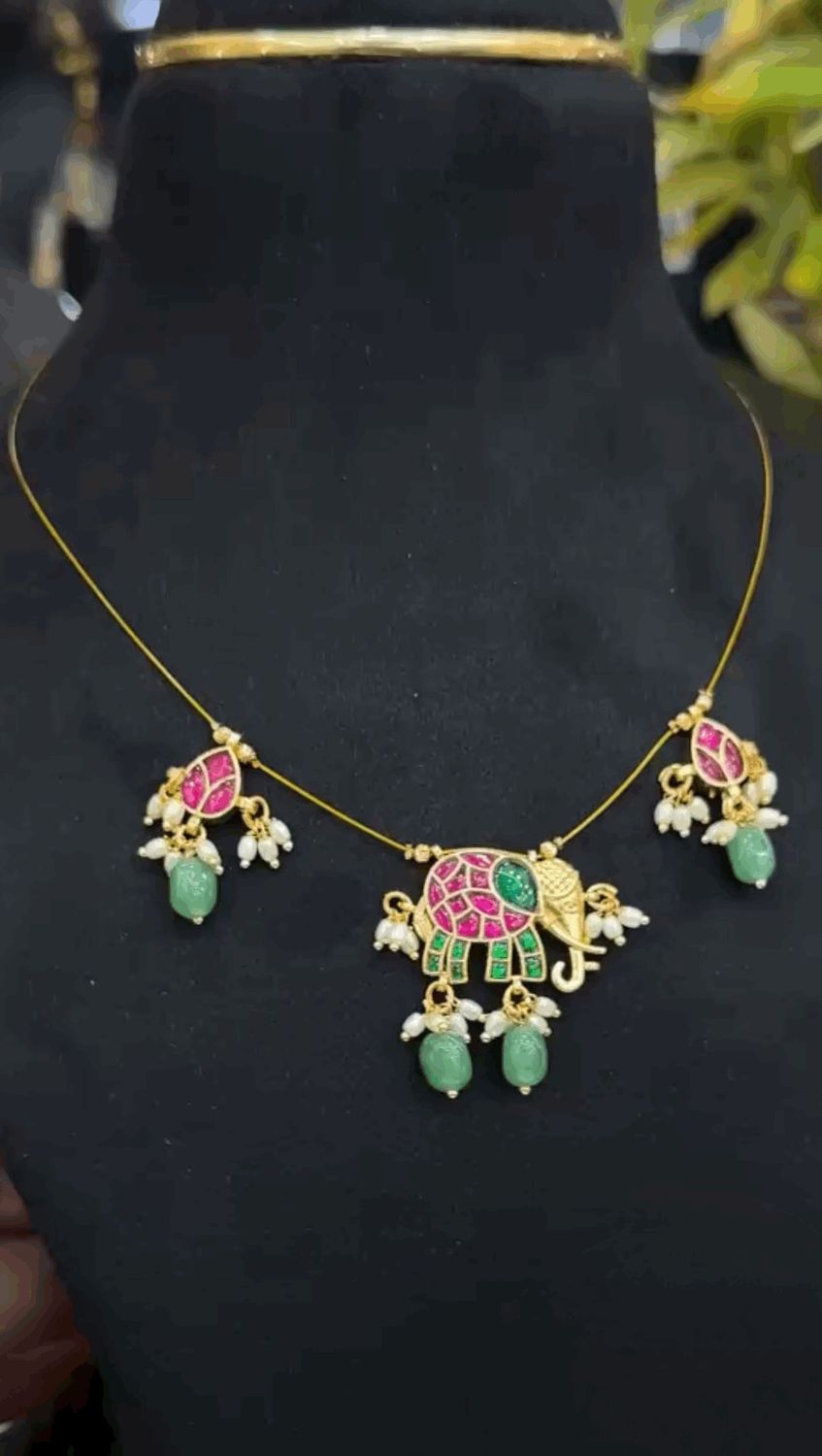 Invisible Chain Invisible Chain