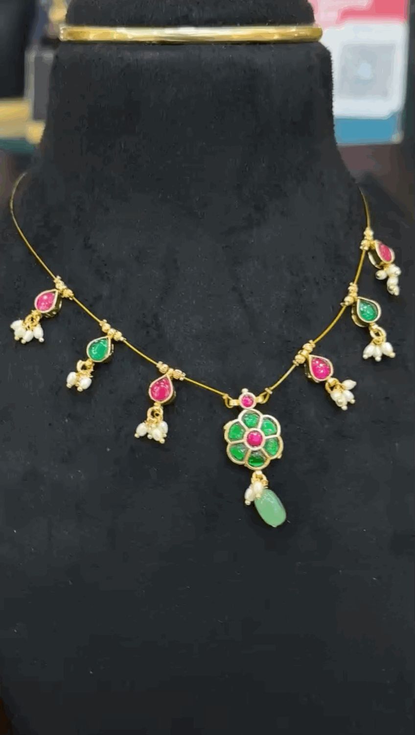 Invisible Chain Invisible Chain