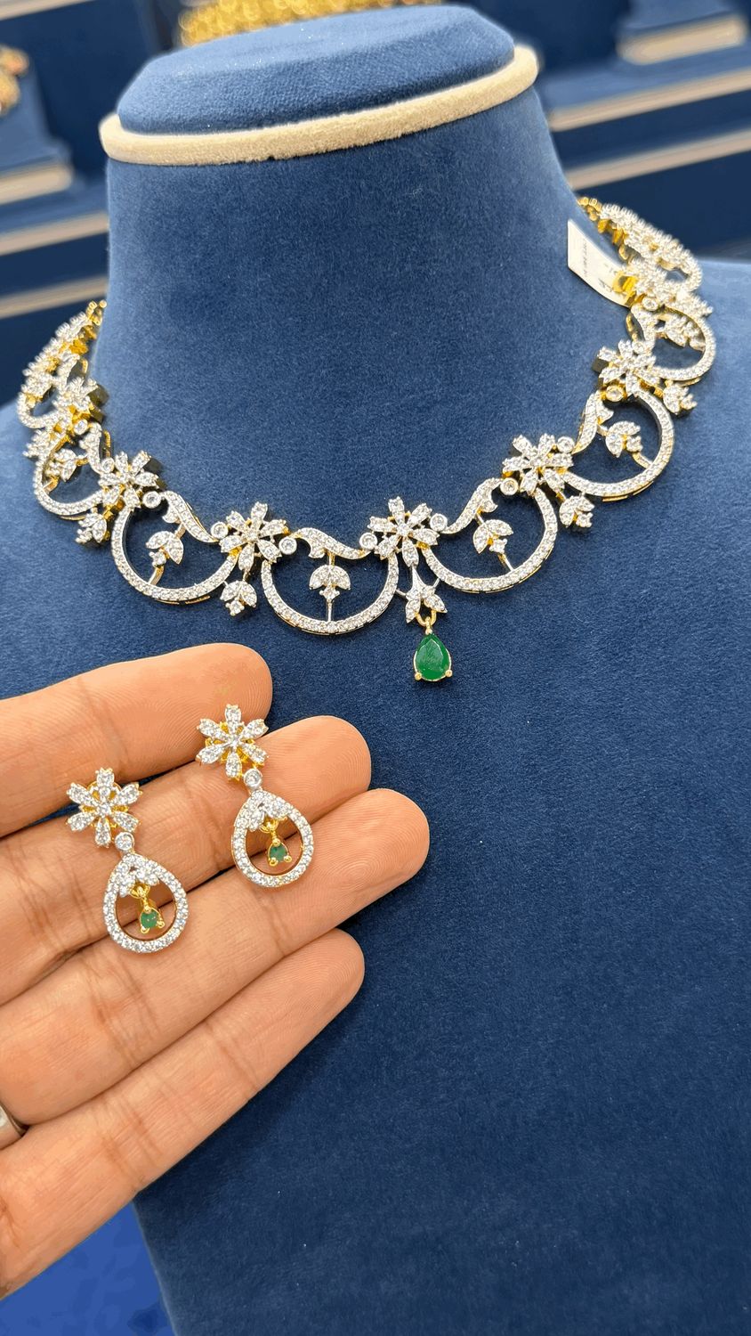 GJ Necksets GJ Necksets