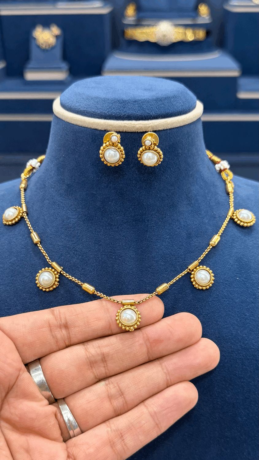 Simple Neckset Simple Neckset