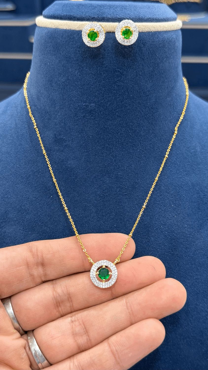 Simple Daily Wear Chain with Earings Simple Daily Wear Chain with Earings