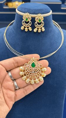 4 Lines Hasli with CZ Locket