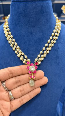 Step Beads Chain with Jadau Locket Step Beads Chain with Jadau Locket