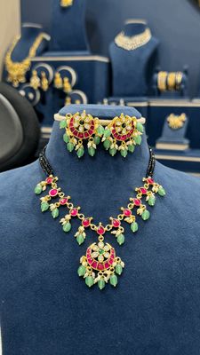 Jadau Blackbeads Set