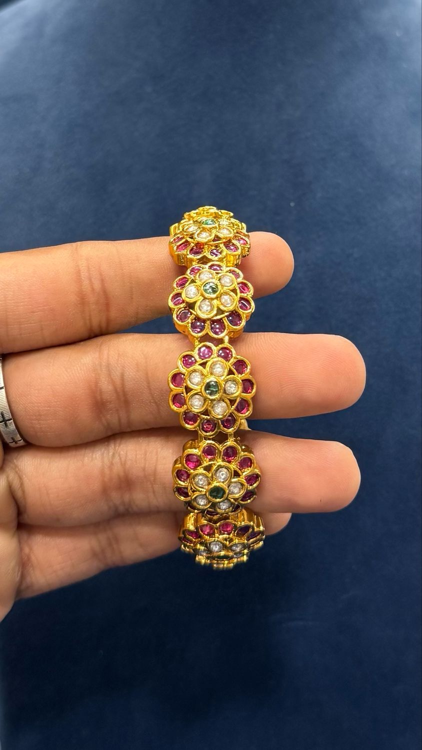 Kemp Bangles (Single)