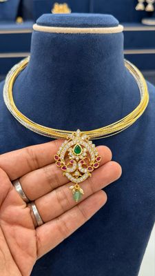 25 Lines Hasli with Detachable Locket Set