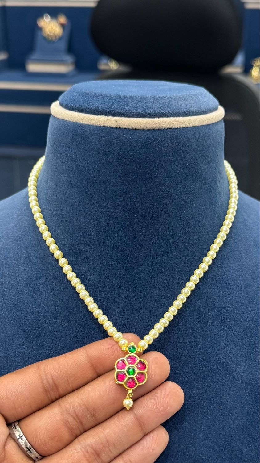 Jadau Locket Chain