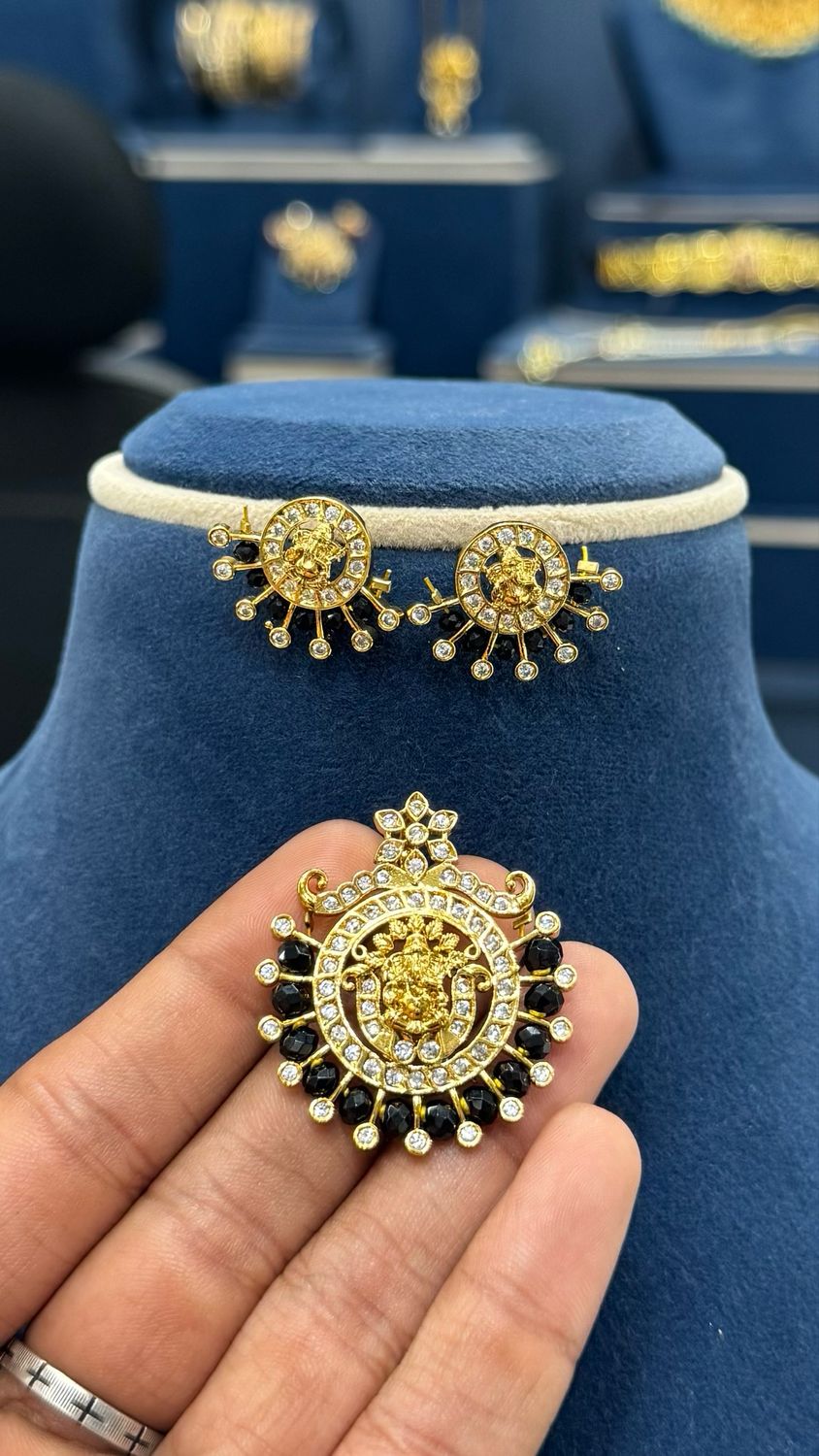 Lord Ganesha Locket Set