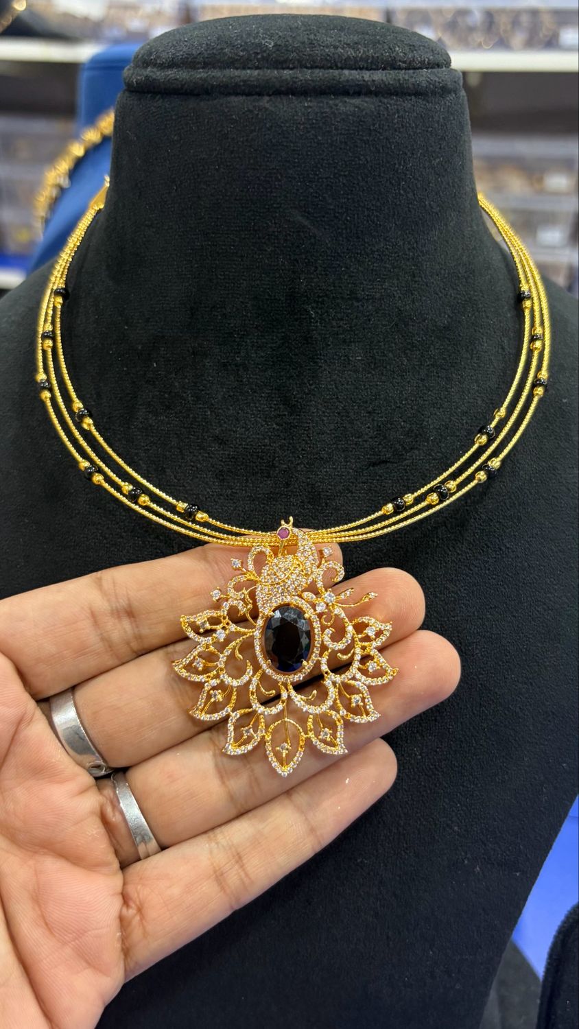 Black Hasli With Locket