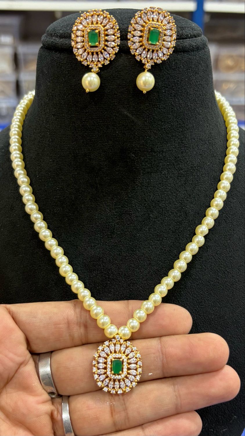 Pearl Set