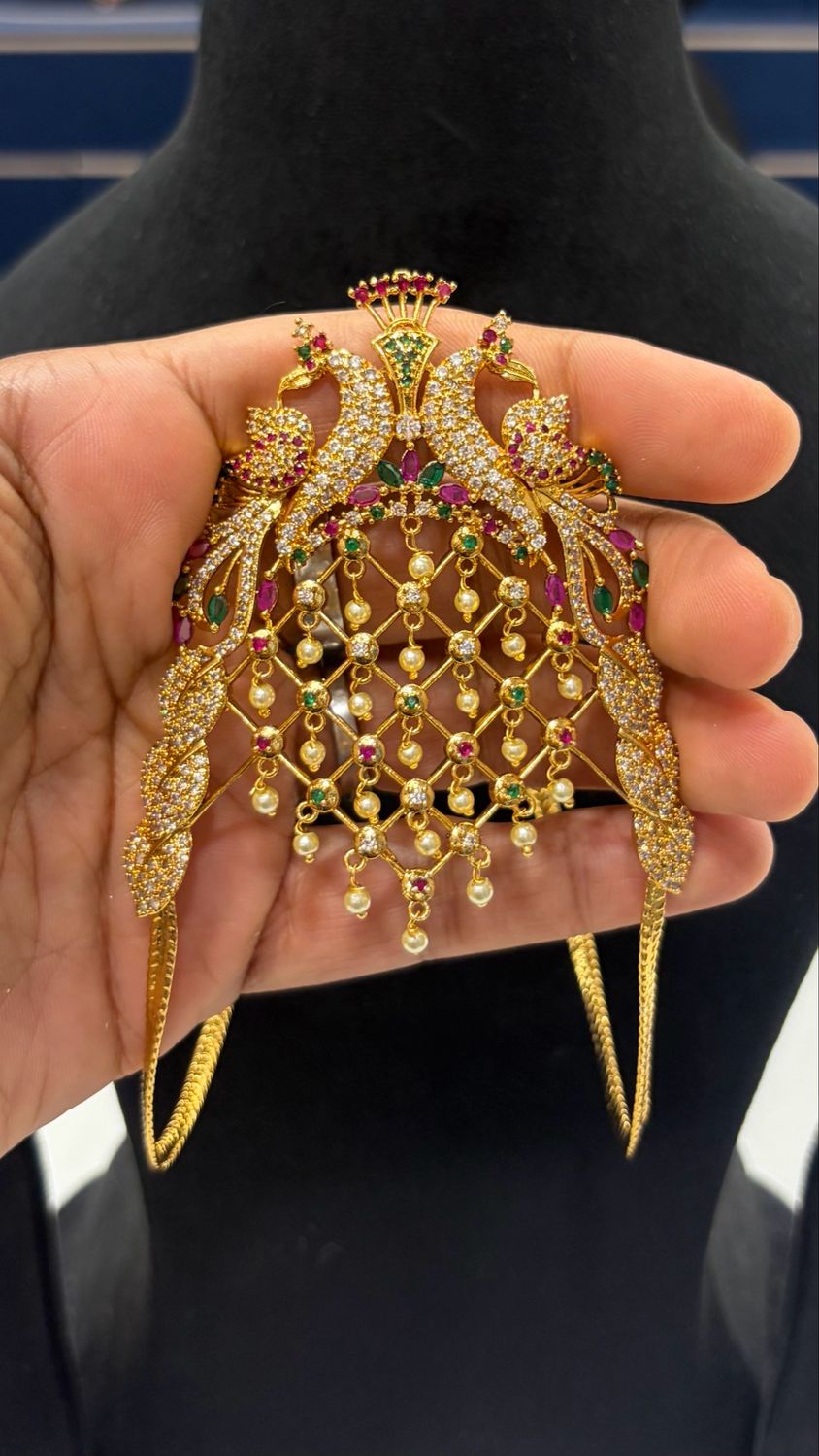 Adults Gold Replica Vanky