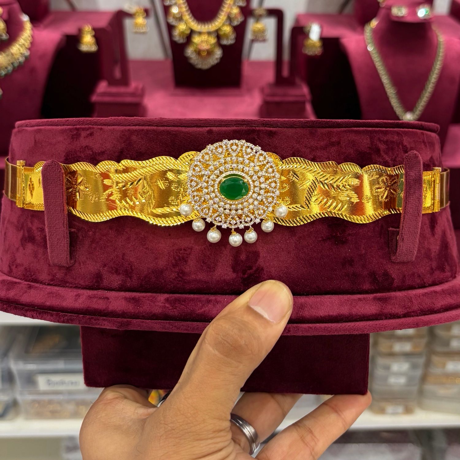 Diamond Look Vaddanam