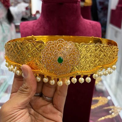 Detachable Locket Vaddanam
