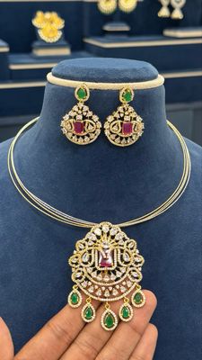4lines Hasli Neckset