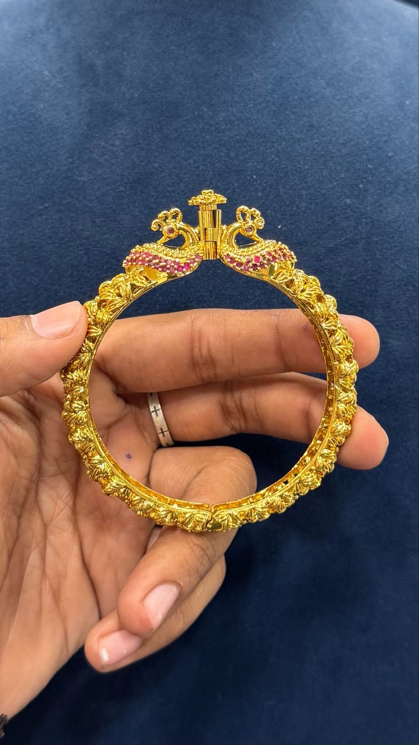 Openable Kada