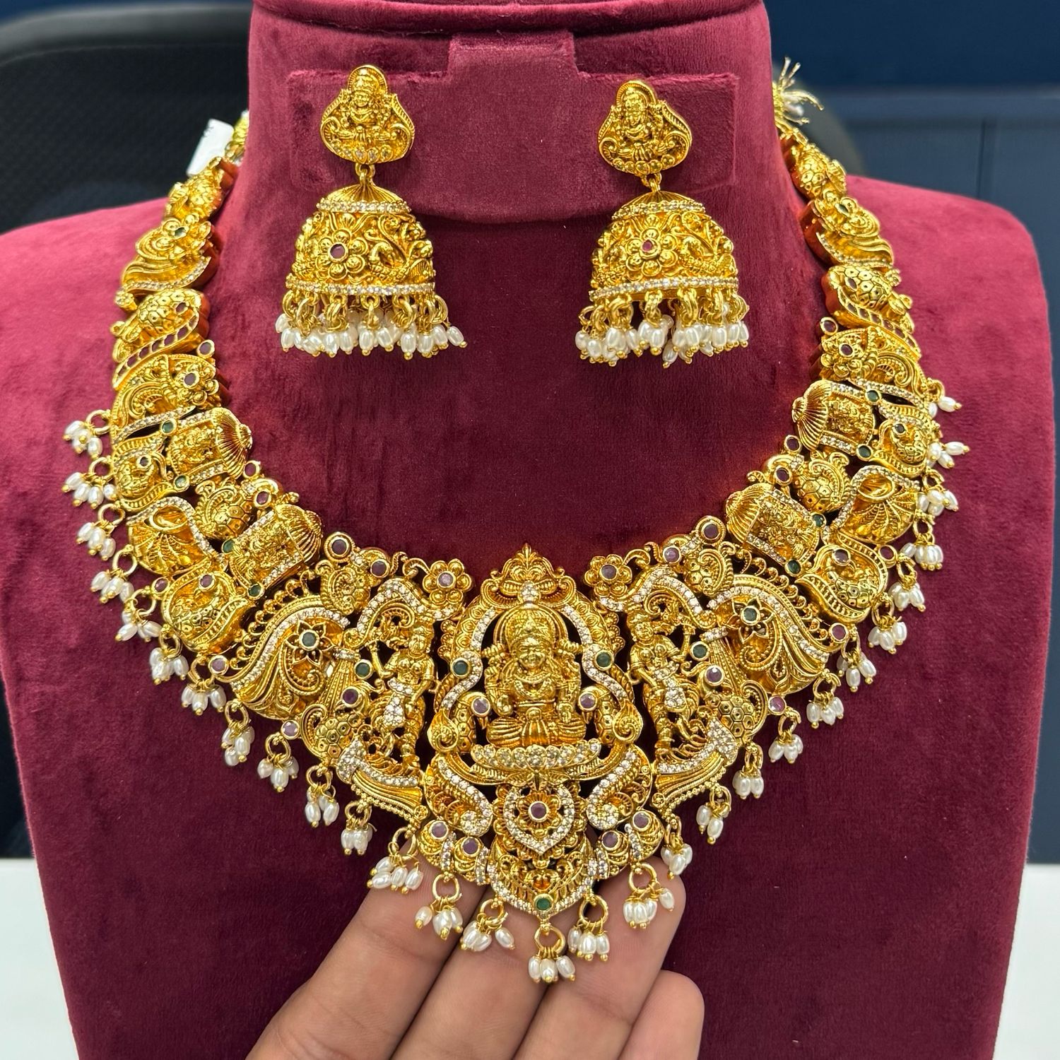 Nakshi Choker Neckset
