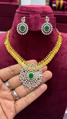 Kasu Necklace With Diamond Locket Set