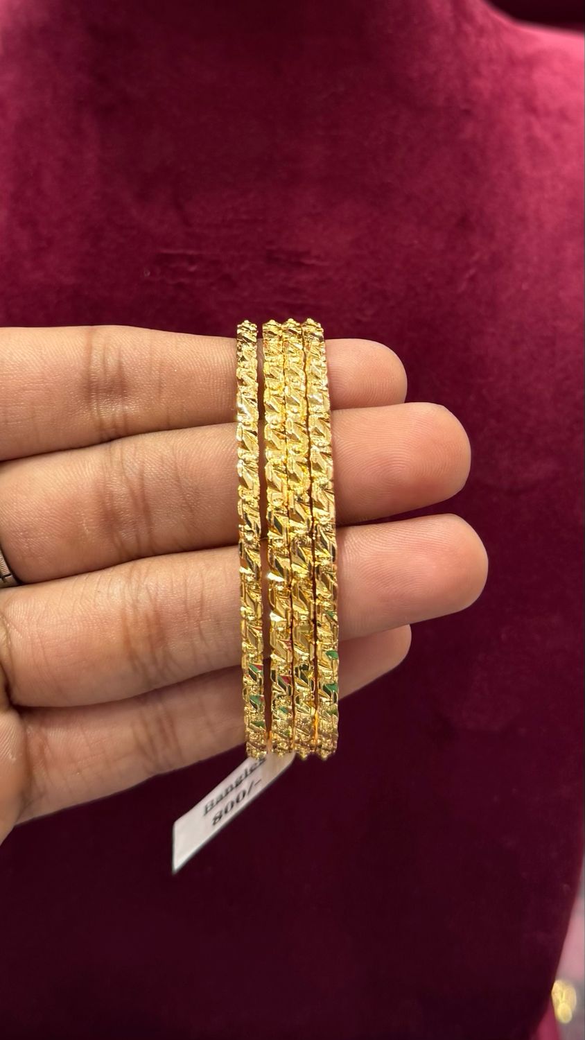 Special Gold Look Handmade Bangles