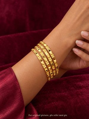 Special Gold Look Handmade Bangles