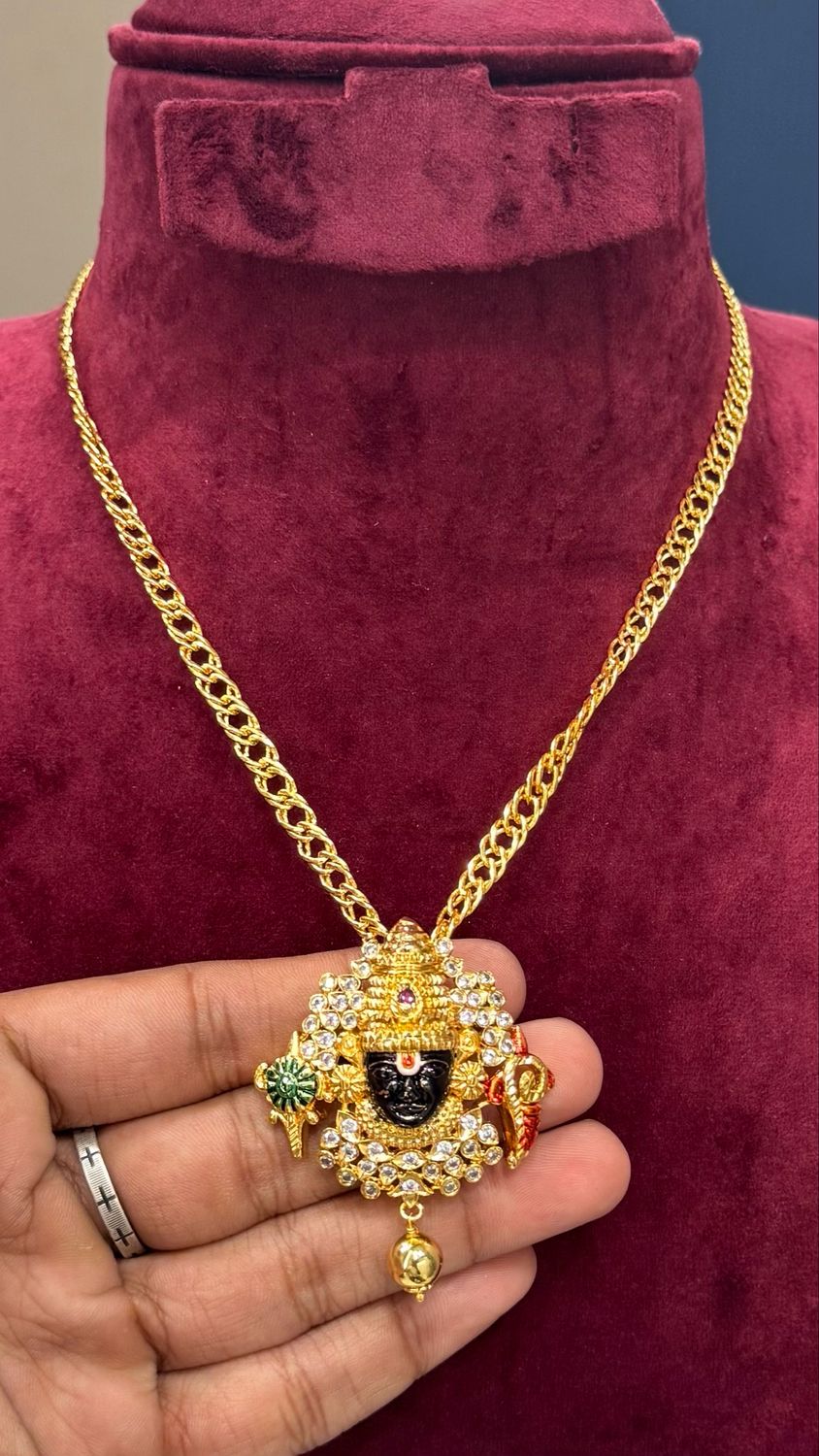 Simple Chain with Venkateswara Locket