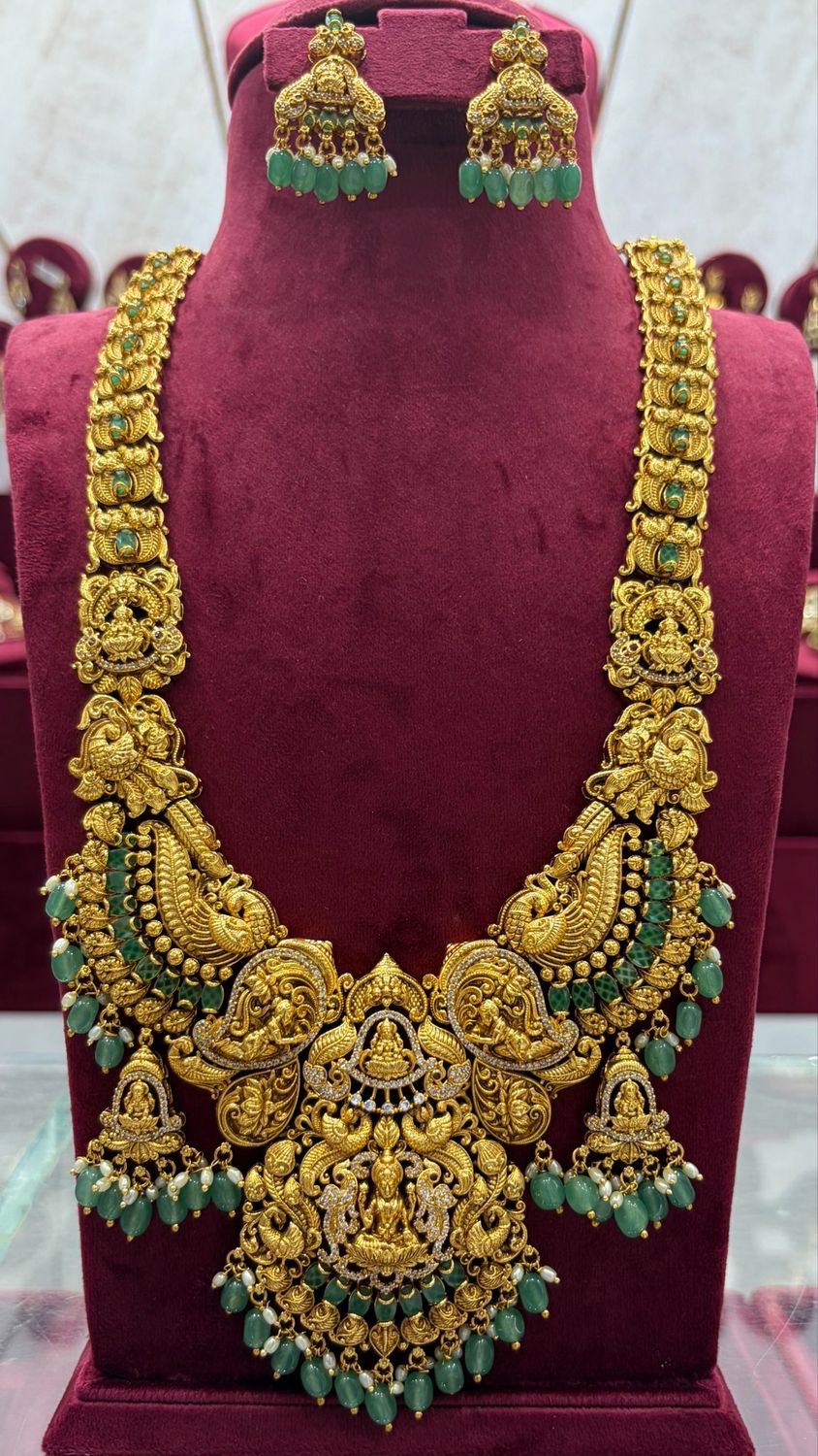 Beautiful Long Haar Nakshi
