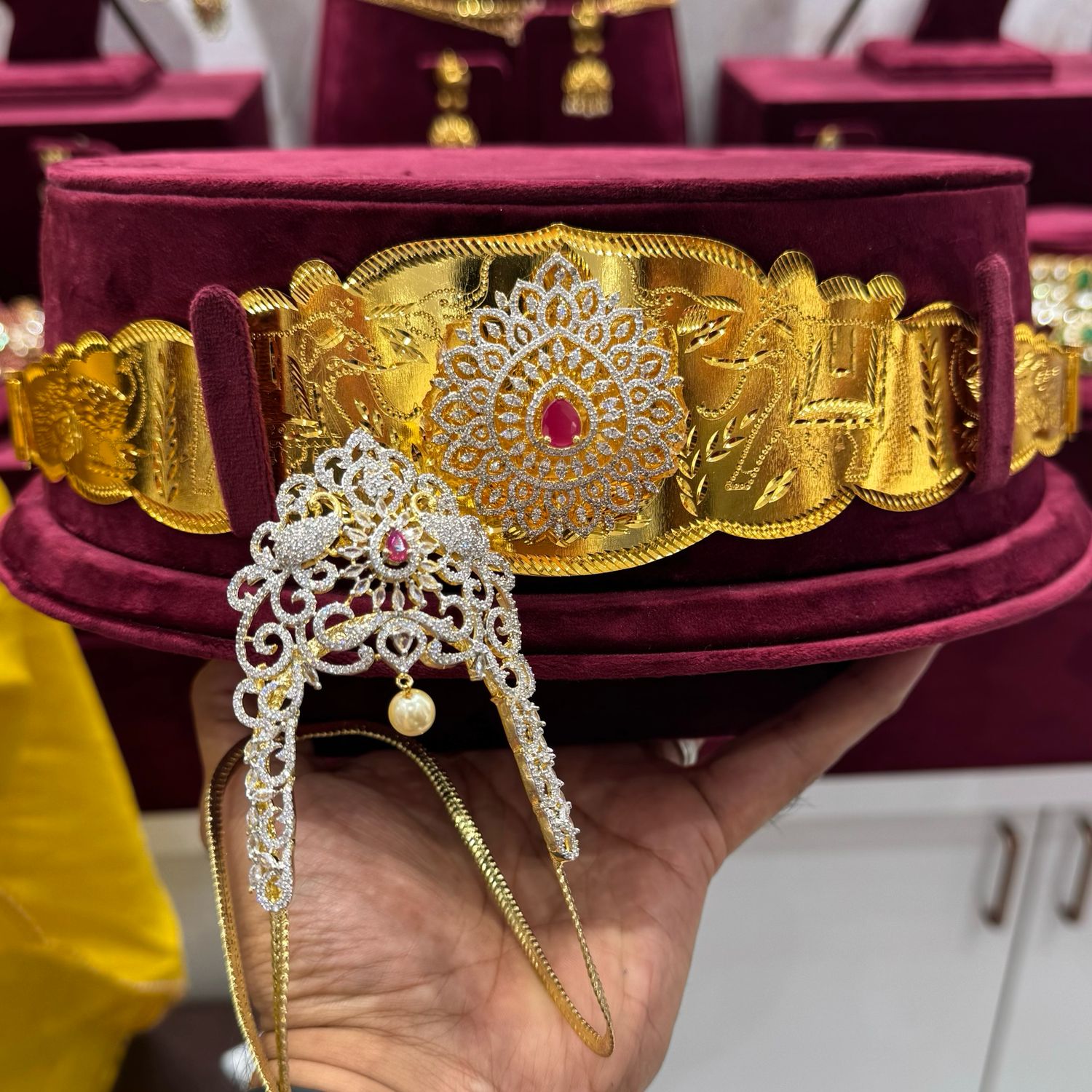 Vaddanam Vanky Diamond Look Combo