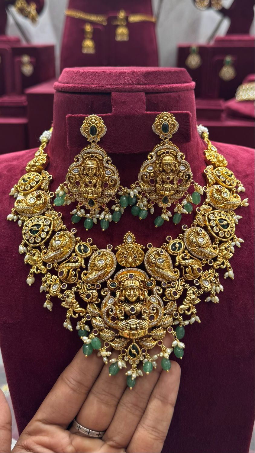Nakshi Choker Neckset